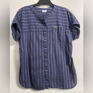 Columbia XL shirt